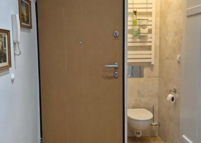 σαράντης In Old Town